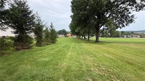 0 W Mcmurray, Mcmurray, PA 15317