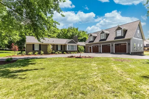 1510 Powers Run, Pittsburgh, PA 15238
