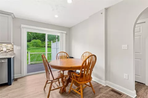 Dining - 144 Lockheed Dr, Coraopolis, PA 15108 photo 1 of 1