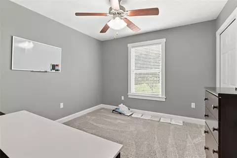 Bedroom - 144 Lockheed Dr, Coraopolis, PA 15108 photo 4 of 5