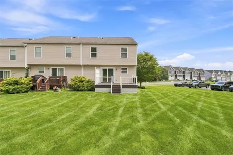 Exterior - 144 Lockheed Dr, Coraopolis, PA 15108 photo 6 of 6