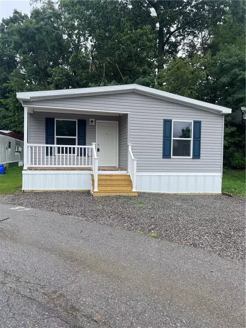 57 Overlook Dr, Oakdale, PA 15071