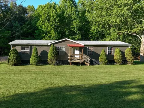 113 Williams Rd, Fayette City, PA 15438