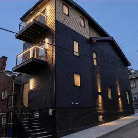 4401 Davison St, Pittsburgh, PA 15201