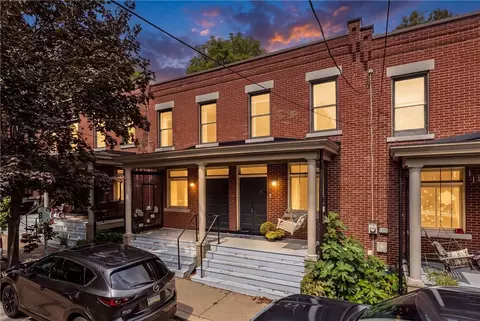 4 Clarendon Pl, Pittsburgh, PA 15206