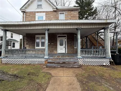 454 Freeport St, New Kensington, PA 15068
