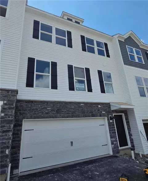 105 Laurel Hills Dr, Sarver, PA 16055