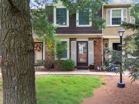 403 Scott, Venetia, PA 15367