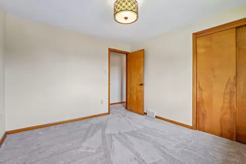 Bedroom - 102 Manchester, Irwin, PA 15642 photo 3 of 5