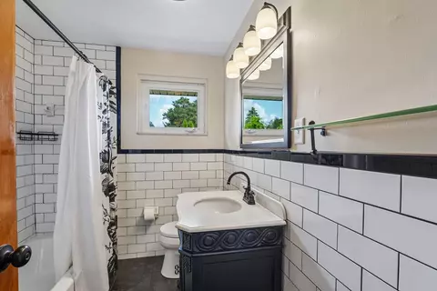 Bath - 102 Manchester, Irwin, PA 15642 photo 2 of 3