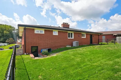 Exterior - 102 Manchester, Irwin, PA 15642 photo 4 of 7