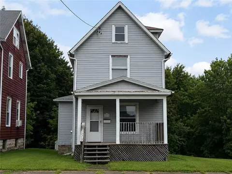 775 Prindle St, Sharon, PA 16146