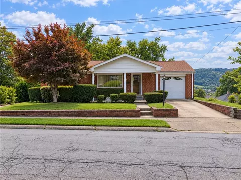 351 Berry St, Baden, PA 15005