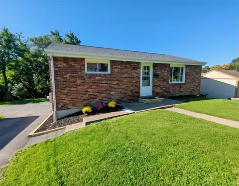 739 Darlington St, Carnegie, PA 15106