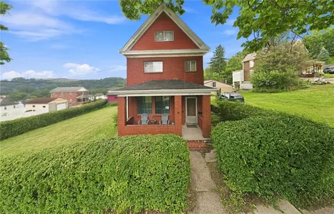 1006 Brinton Ave, Pitcairn, PA 15140