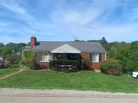 5835 Keystone Dr, Bethel Park, PA 15102