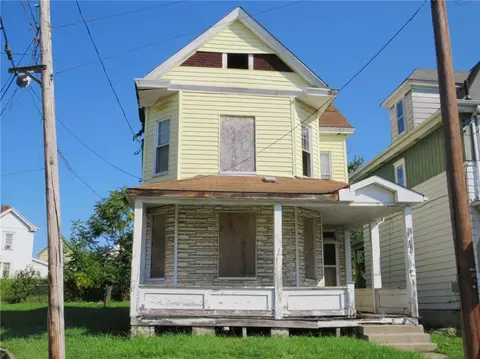 495 Fayette St, Washington, PA 15301