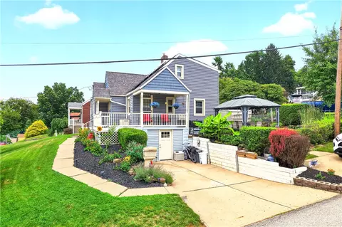 4427 Elizabeth St, West Mifflin, PA 15122