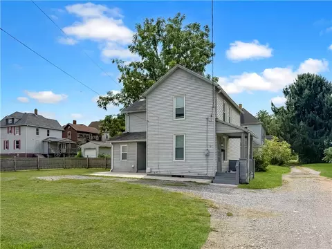 11 W Rear Terrace Ave, New Castle, PA 16102