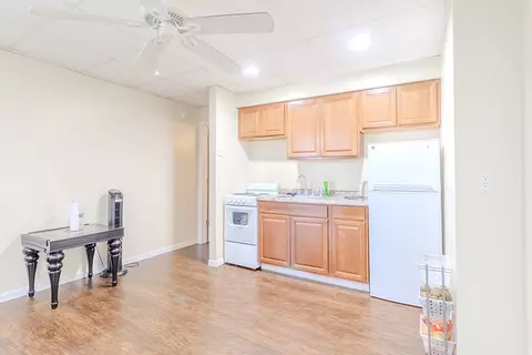 Kitchen - 5801 Lincoln Ave, Export, PA 15632 photo 2 of 12