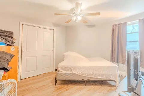 Bedroom - 5801 Lincoln Ave, Export, PA 15632 photo 3 of 10