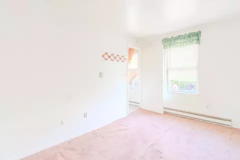 Bedroom - 5801 Lincoln Ave, Export, PA 15632 photo 9 of 10