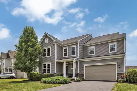 105 Birdie Dr, Cranberry Township, PA 16066