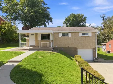 718 Illini Dr, Monroeville, PA 15146