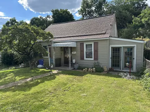 221 Seneca, New Kensington, PA 15068