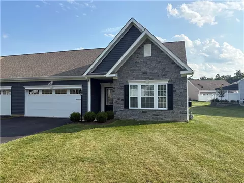 202 Raven Cir, Sarver, PA 16055