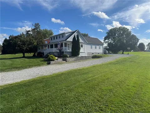 812 Mount Pleasant, West Newton, PA 15089