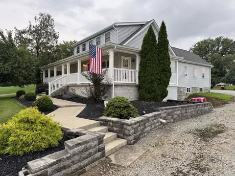 812 Mount Pleasant, West Newton, PA 15089