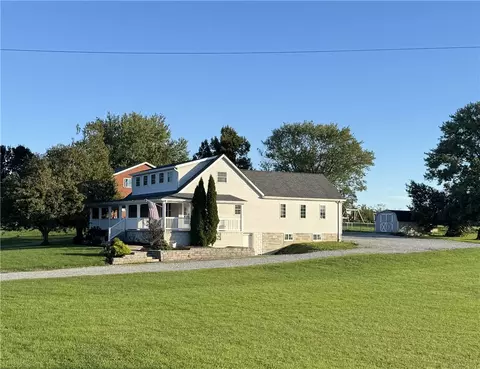 812 Mount Pleasant, West Newton, PA 15089
