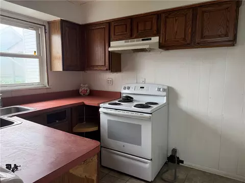Kitchen - 105 18th St, Vandergrift, PA 15690 photo 1 of 2