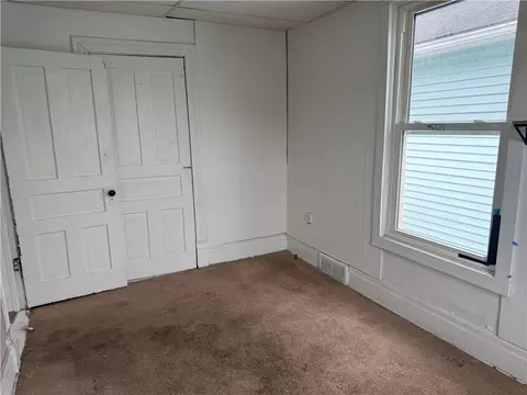 Bedroom - 105 18th St, Vandergrift, PA 15690 photo 3 of 5