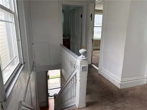 Entry Way - 105 18th St, Vandergrift, PA 15690 photo 2 of 3
