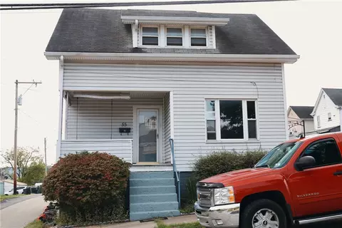 55 Canton Ave, Washington, PA 15301