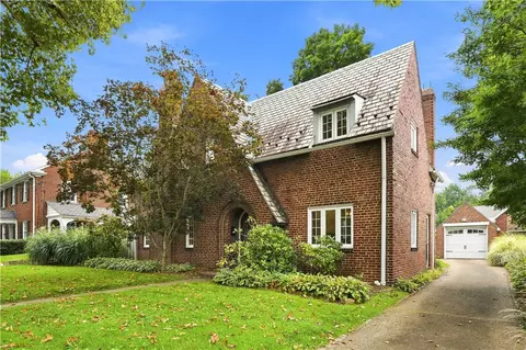 302 Maple Ln, Sewickley, PA 15143