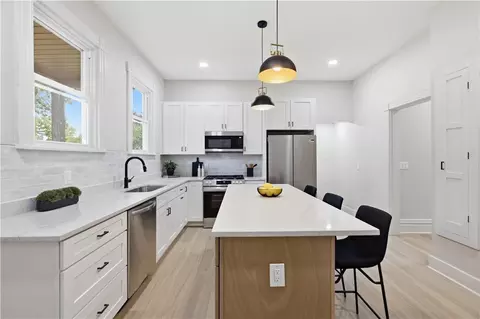 Kitchen - 509 End Ave, Pittsburgh, PA 15221 photo 1 of 2