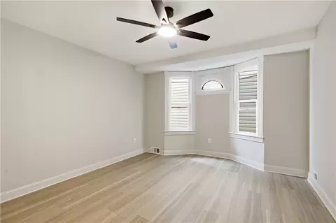 Living - 509 End Ave, Pittsburgh, PA 15221 photo 4 of 4