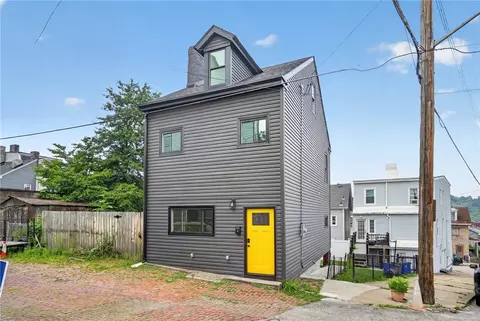 5115 Poe Way, Pittsburgh, PA 15201