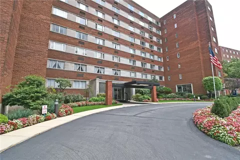 128 N Craig St #907, Pittsburgh, PA 15213