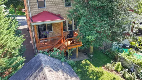 Exterior - 456 Mapleton Ave, Pittsburgh, PA 15228 photo 11 of 13