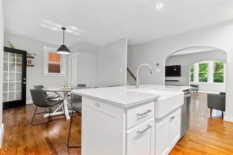 Kitchen - 456 Mapleton Ave, Pittsburgh, PA 15228 photo 2 of 4