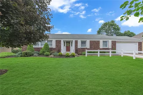 115 Fairfield Dr, New Brighton, PA 15066