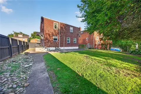 Exterior - 1616 Rutherford Ave, Pittsburgh, PA 15216 photo 6 of 12