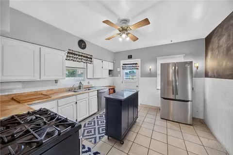 Kitchen - 1616 Rutherford Ave, Pittsburgh, PA 15216 photo 2 of 3