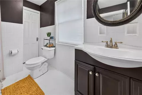 Bath - 1616 Rutherford Ave, Pittsburgh, PA 15216 photo 1 of 2