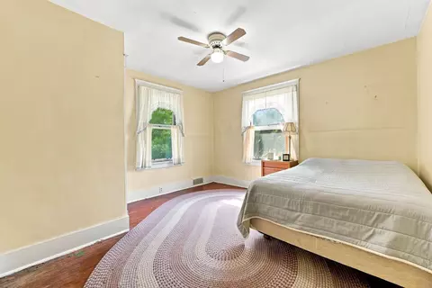Bedroom - 2525 Harrison City Rd, Export, PA 15632 photo 4 of 7