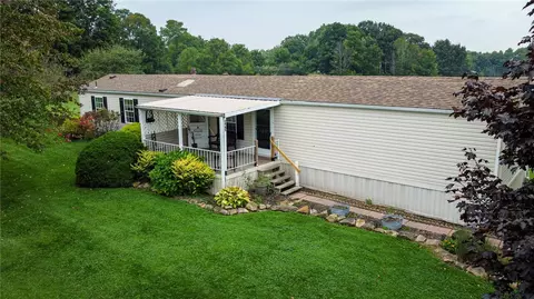 303 Eau Claire Rd, Boyers, PA 16020
